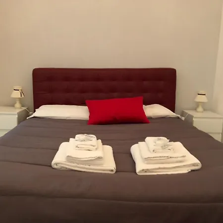 Almayer Al Duomo Bed and Breakfast Γκαέτα