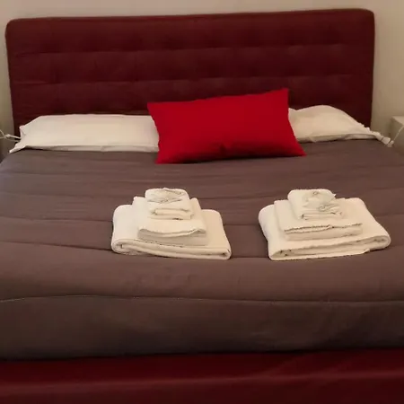 Bed & Breakfast Almayer Al Duomo 3*